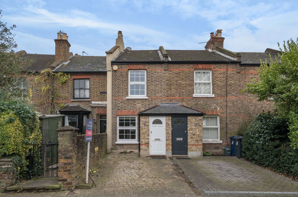 3 bed terraced house for sale in Mountfield Road, London W5, £825,000