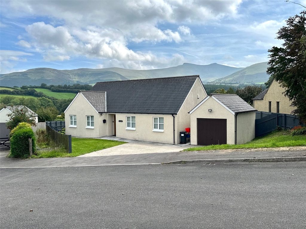 3 bed bungalow for sale in Pen Y Fan Close, Libanus, Brecon, Powys LD3