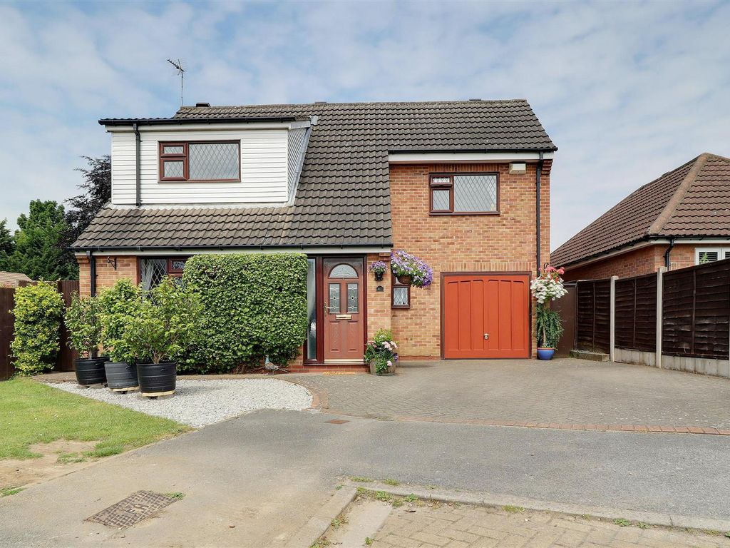 4 bed detached house for sale in Manor Drive, Elloughton, Brough HU15