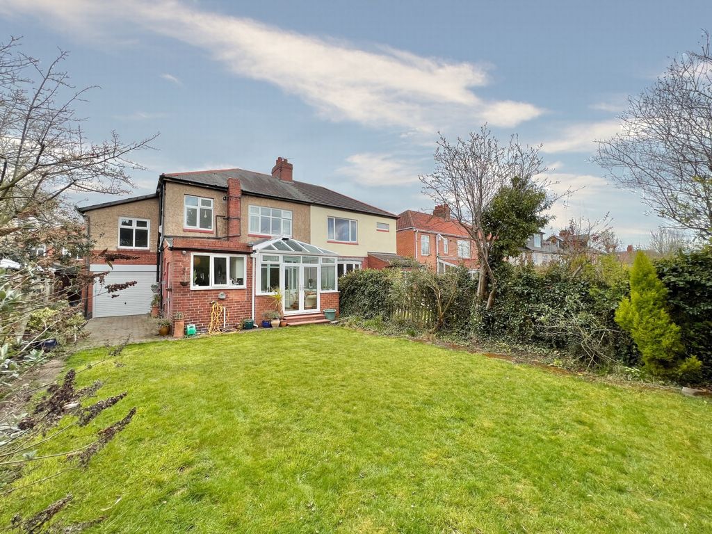 4 bed semidetached house for sale in Westlands, High Heaton NE7 Zoopla