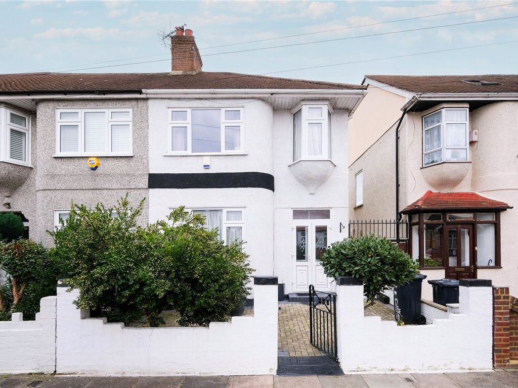 3 bed end terrace house for sale in Bede Road, Chadwell Heath Romford ...