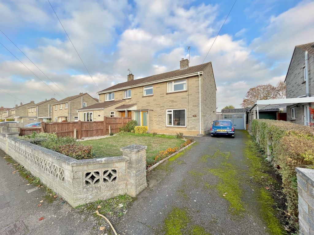 3 bed semidetached house for sale in Larkhill Road, Abingdon OX14 Zoopla