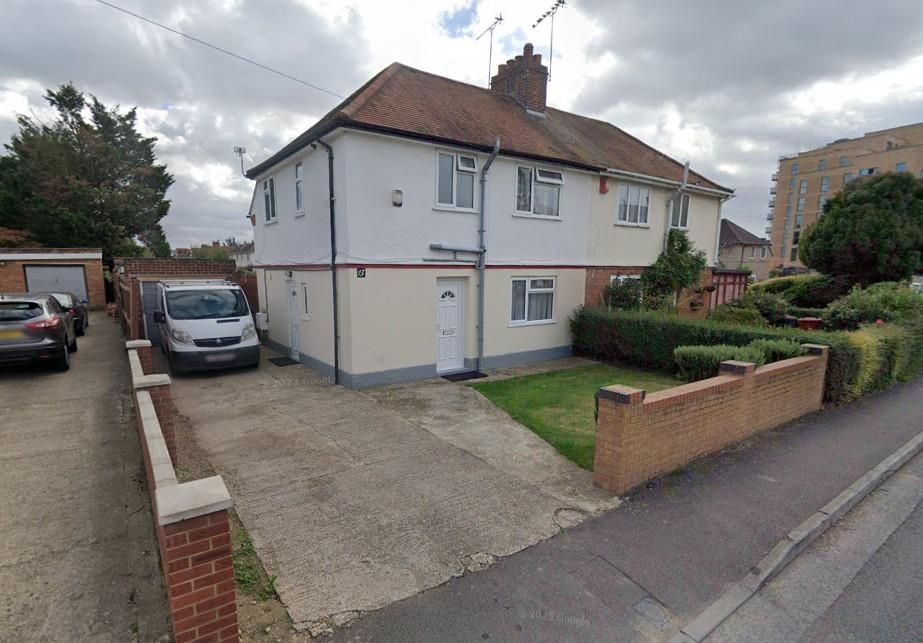 3 bed semidetached house for sale in Slough, Berkshire SL1 Zoopla