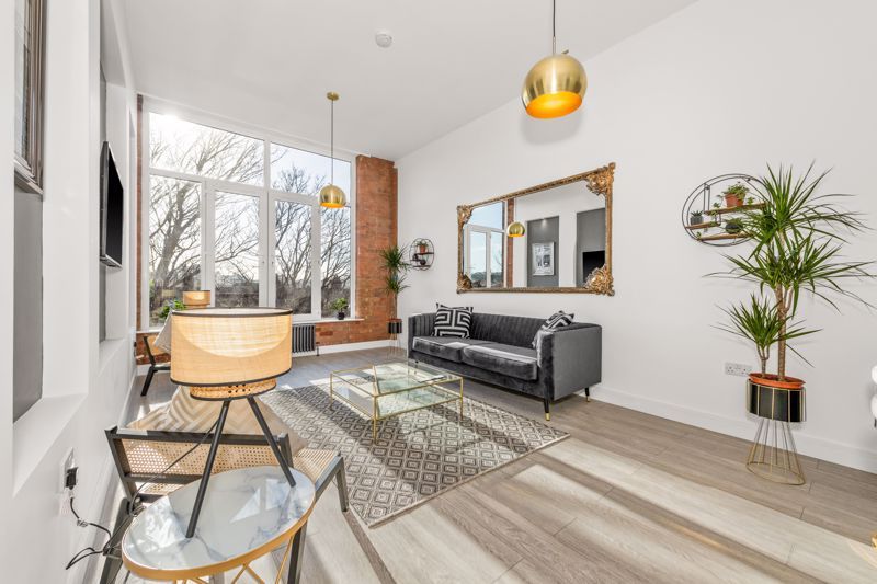 A Homberg House, Old Bedford Road, Luton LU2