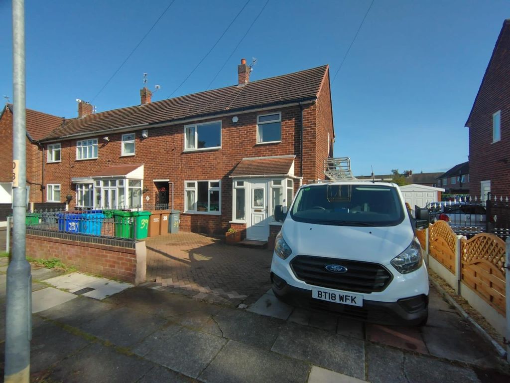 3 bed end terrace house for sale in Swanage Avenue, Wythenshawe