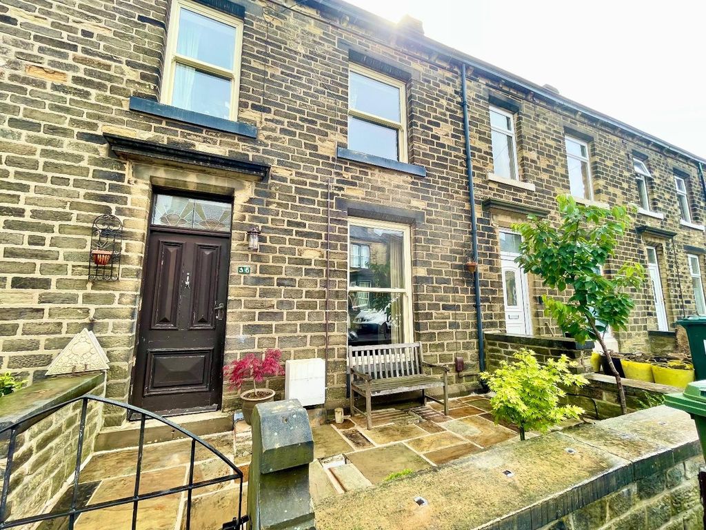 3 bed terraced house for sale in Union Street, Slaithwaite