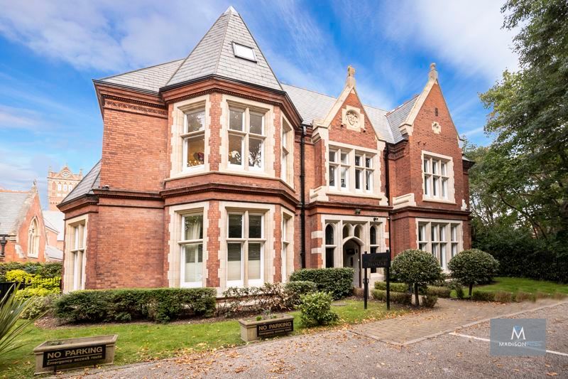 5 bed flat for sale in Regents Drive, Woodford Green IG8 Zoopla