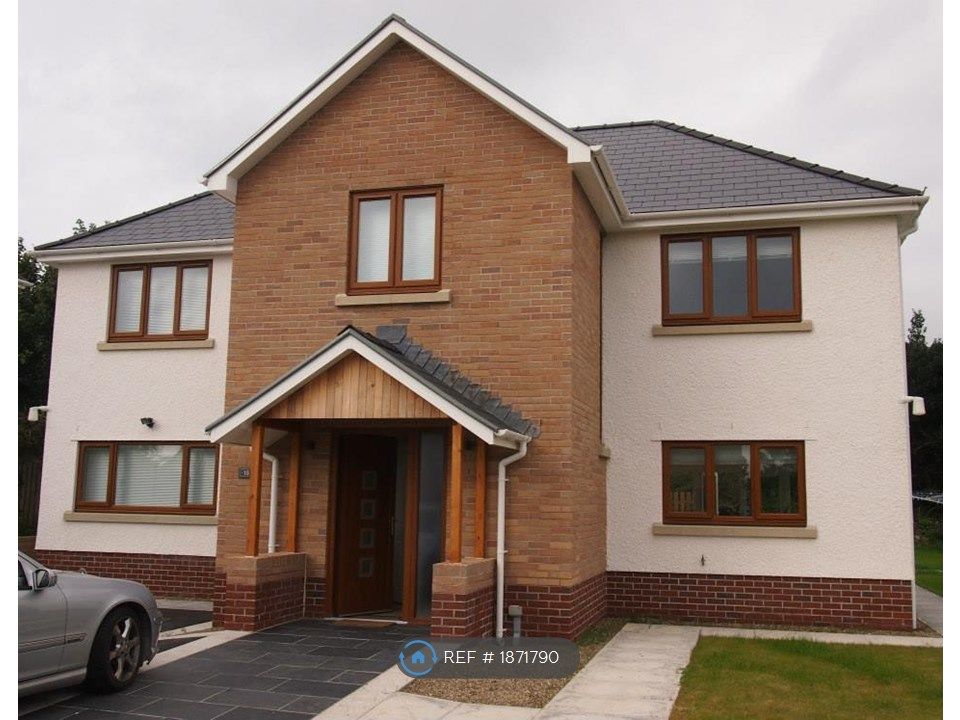 6 bed detached house to rent in Cae'r Wylan, Aberystwyth SY23, £2,740