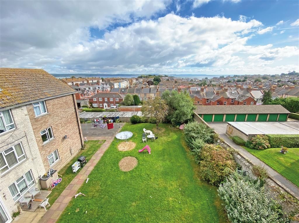 3 bed flat for sale in St. Leonards Road, Weymouth DT4, £135,000 Zoopla