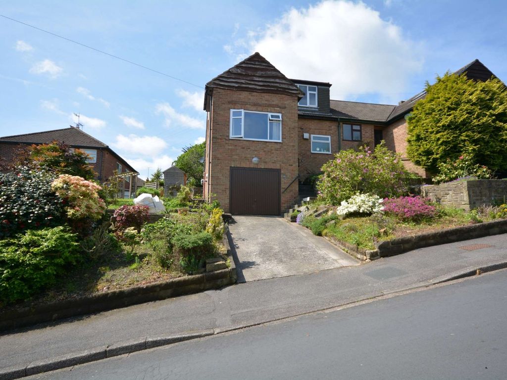 4 bed bungalow for sale in Beech Lees, Farsley, Pudsey, West Yorkshire