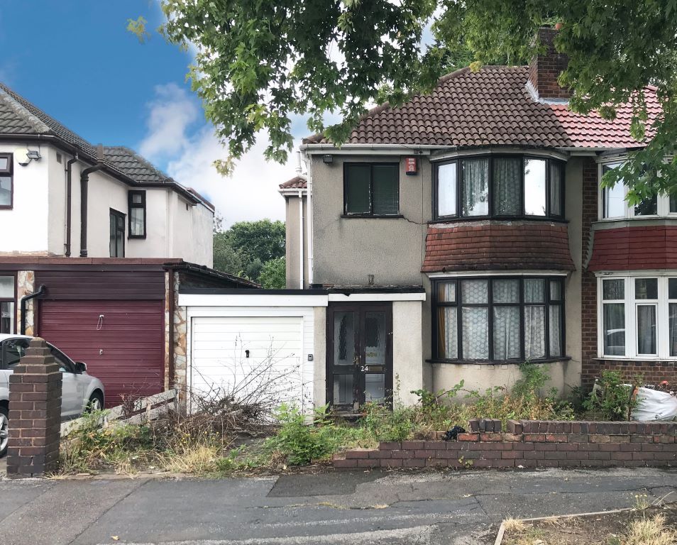 3 bed semidetached house for sale in 24 Dovedale Avenue, Willenhall