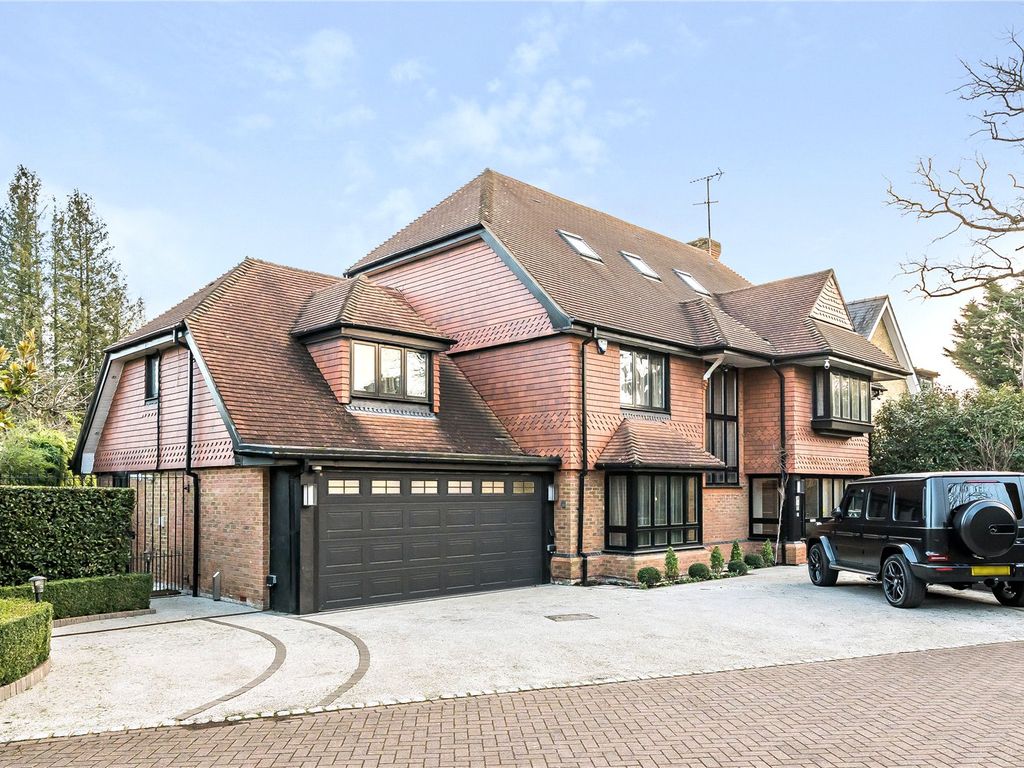 6 bed detached house for sale in Stonecroft Close, Road, Arkley