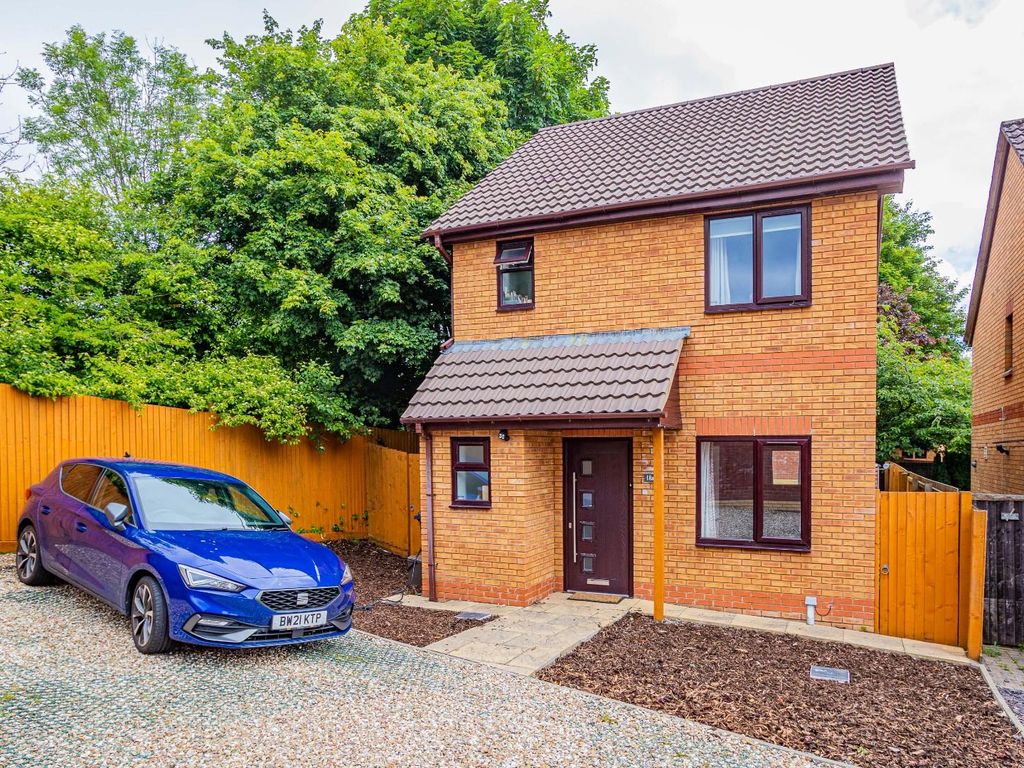 3 bed detached house for sale in Clos Y Gwalch, Thornhill, Cardiff CF14