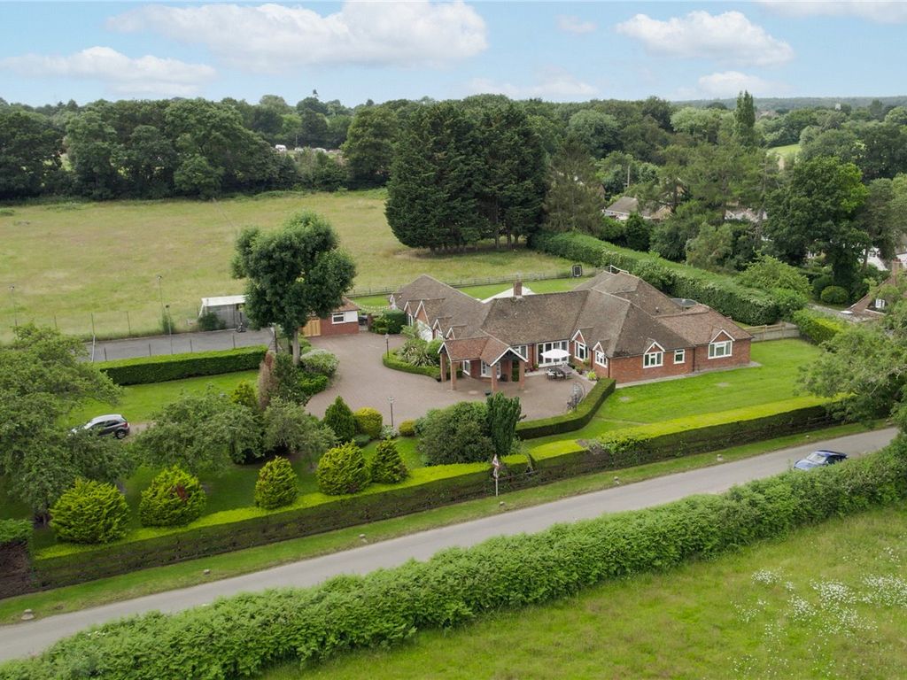 5 bed detached bungalow for sale in Bowstridge Lane, Chalfont St. Giles