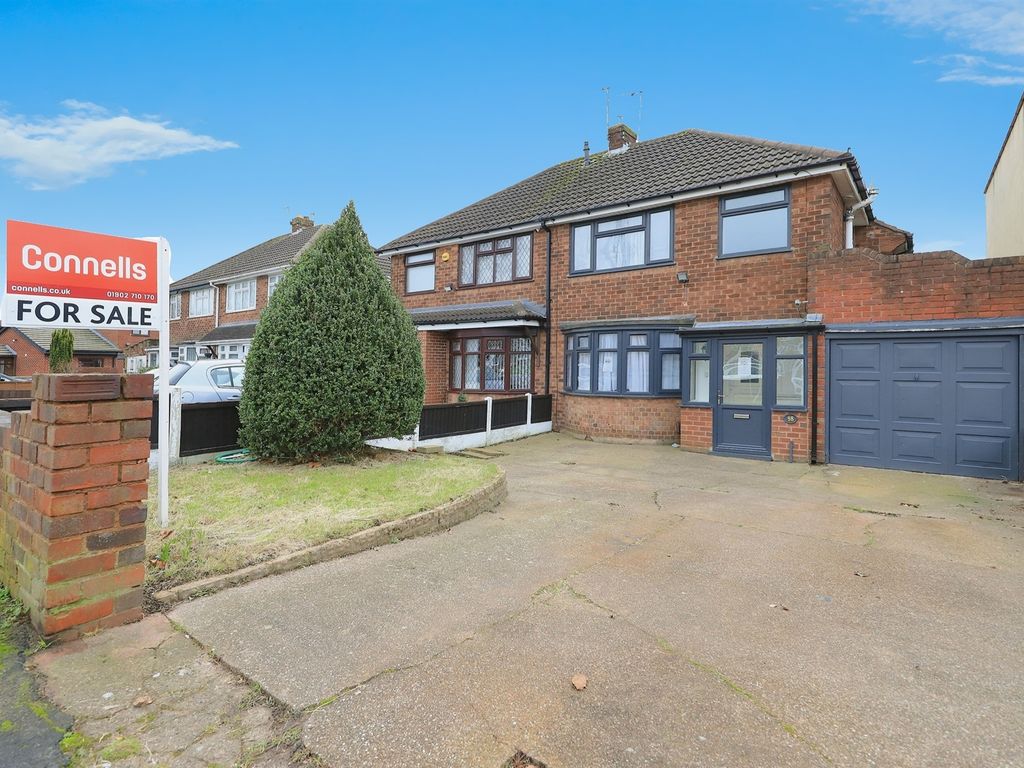 3 bed semidetached house for sale in March End Road, Wednesfield