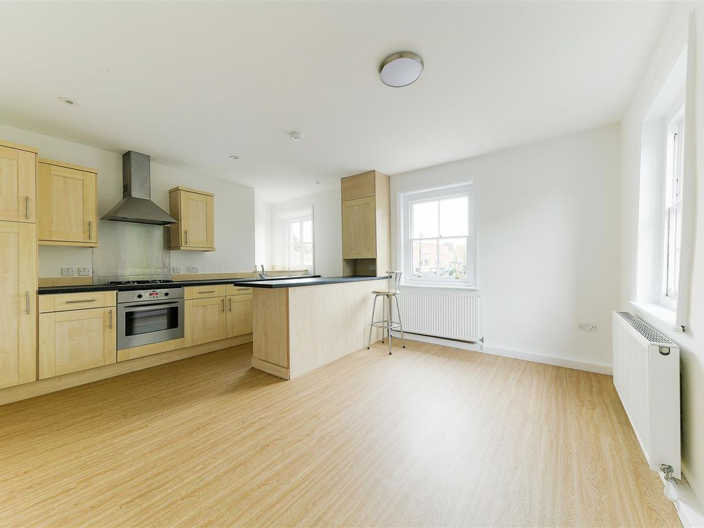 1 bed flat to rent in High Street, Banstead SM7 Zoopla