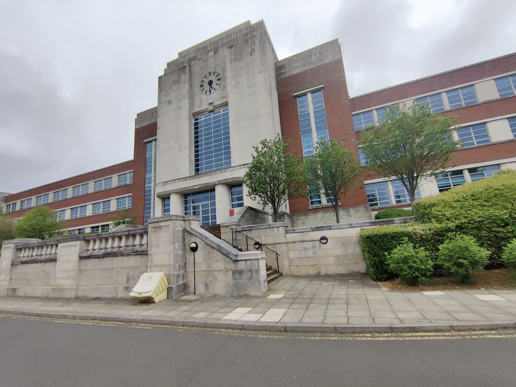 2 bed flat for sale in Wills Building, Newcastle Upon Tyne NE7 Zoopla