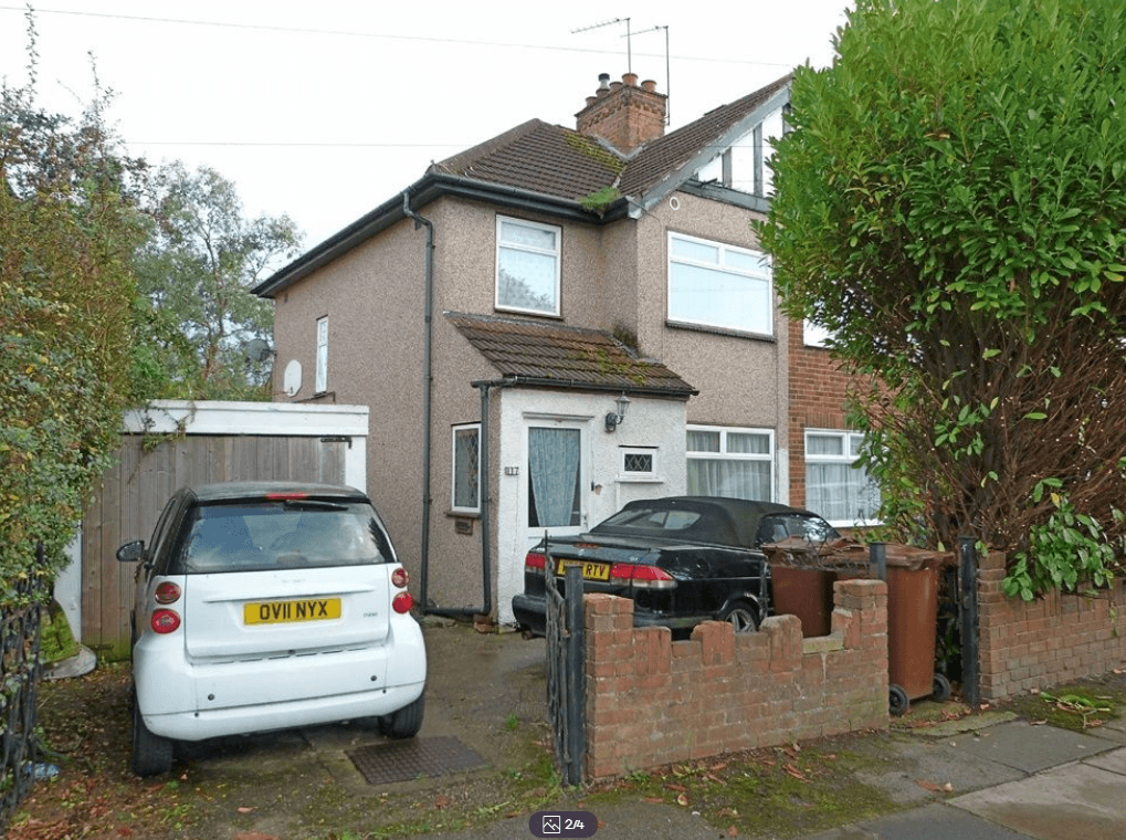 3 bed semidetached house to rent in Weald Lane, Harrow Weald, Harrow