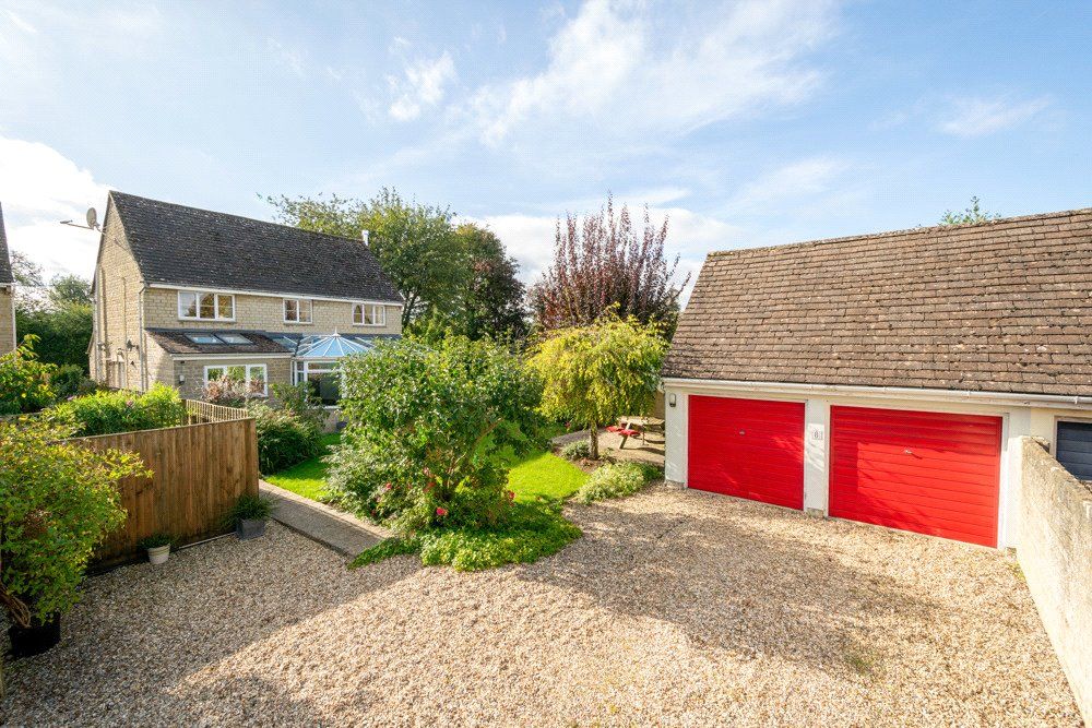 4 bed detached house for sale in The Lotts, Ashton Keynes, Swindon