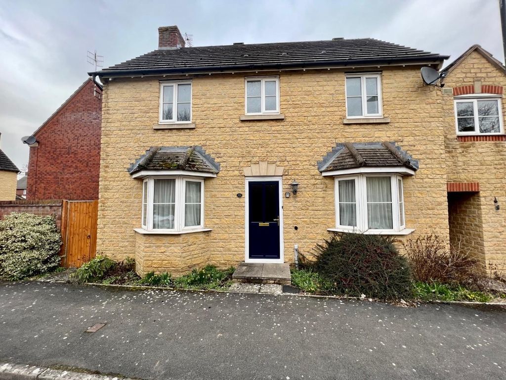 3 bed linkdetached house for sale in Downham View, Cam, Dursley GL11