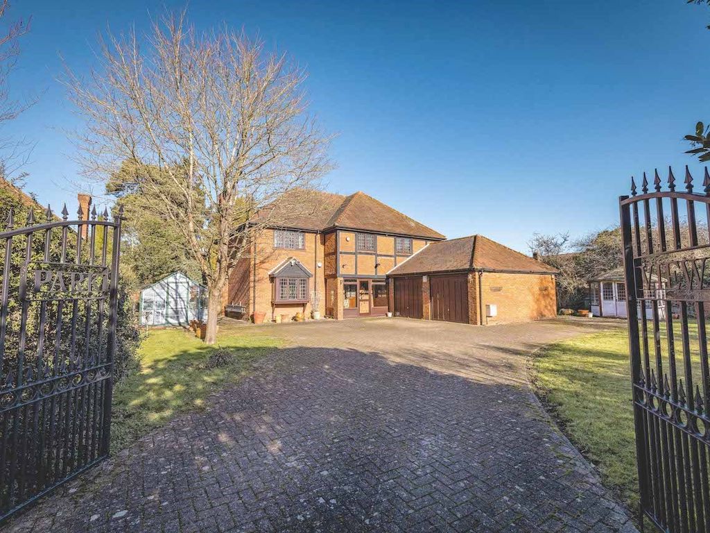 5 bed detached house for sale in Horton Road, Datchet SL3 Zoopla