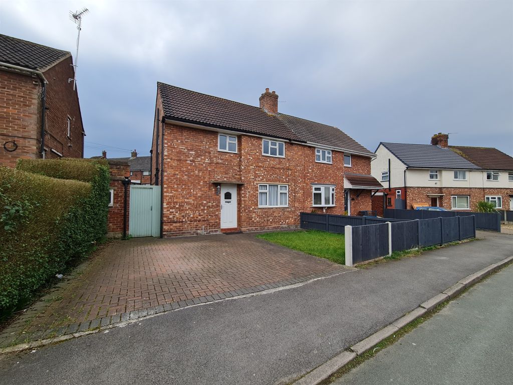 3 bed semidetached house for sale in Alamein Drive, Winsford CW7 Zoopla