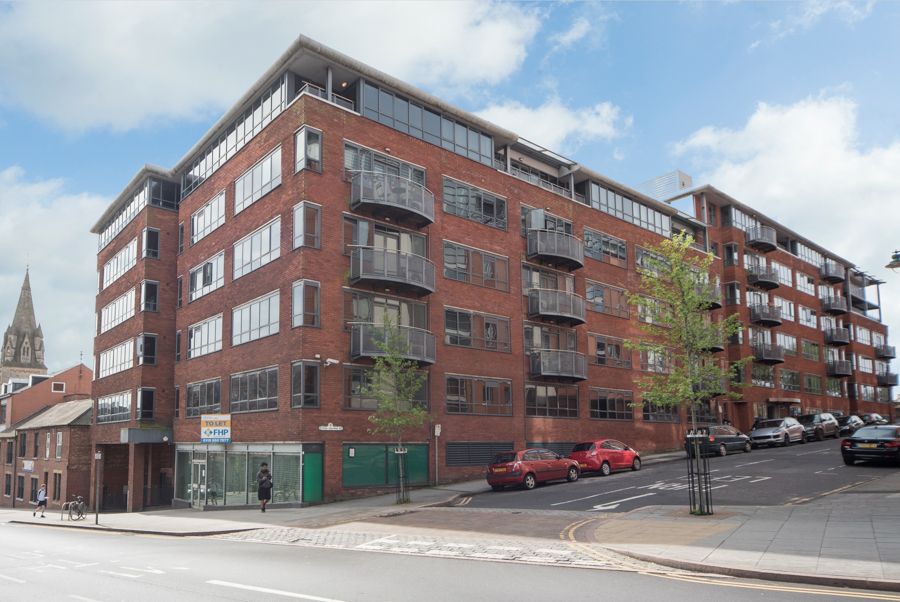 2 bed flat to rent in Parkgate, Upper College Street, Nottingham NG1