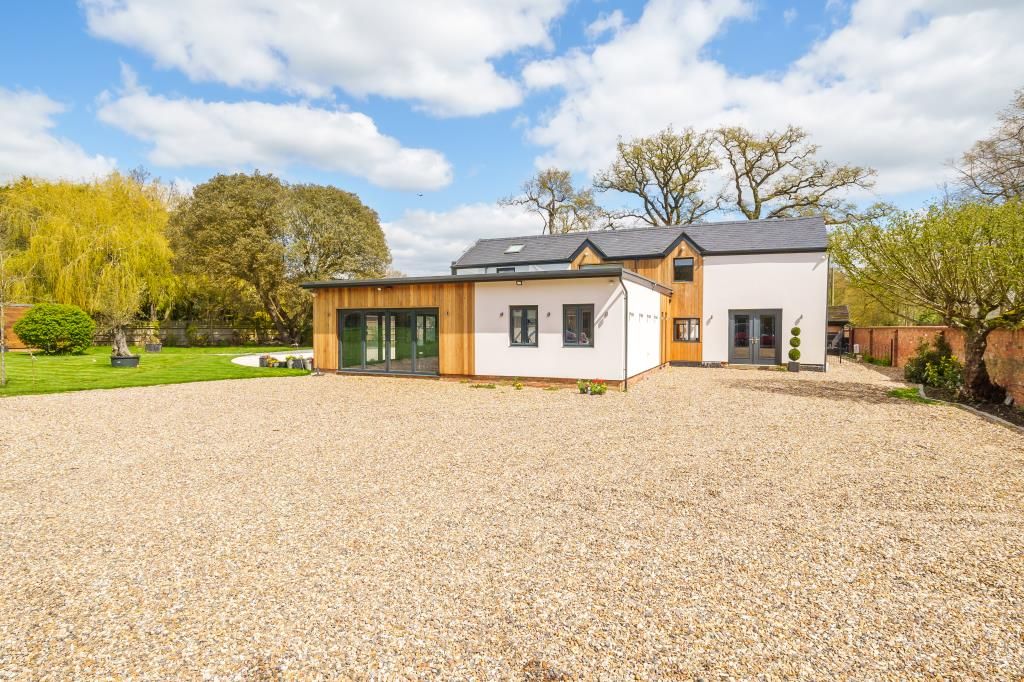 7 bed detached house to rent in Winkfield Lane, Winkfield SL4 Zoopla