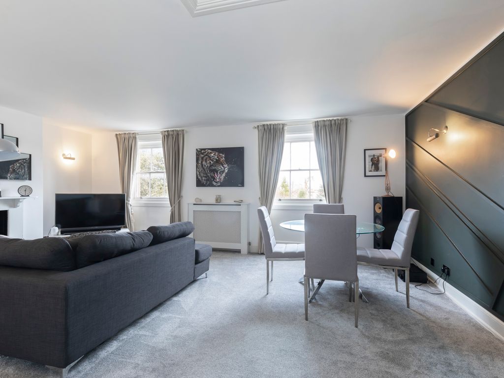 2 bed flat to rent in Montpellier Terrace, Cheltenham GL50 Zoopla