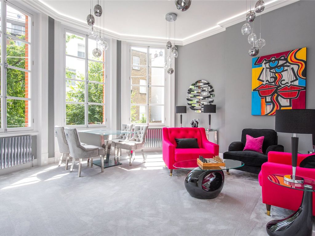 Bolton Gardens, Earl's Court SW5  