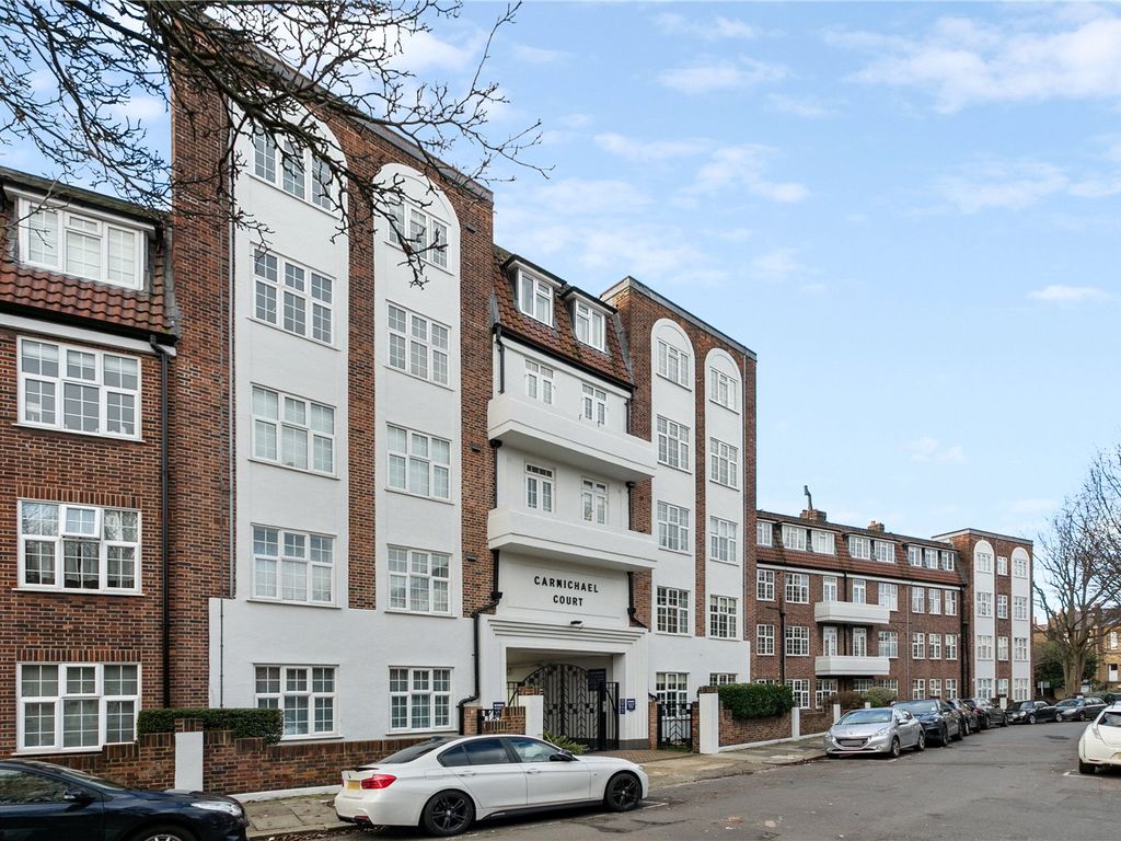 Carmichael Court, Barnes SW13  