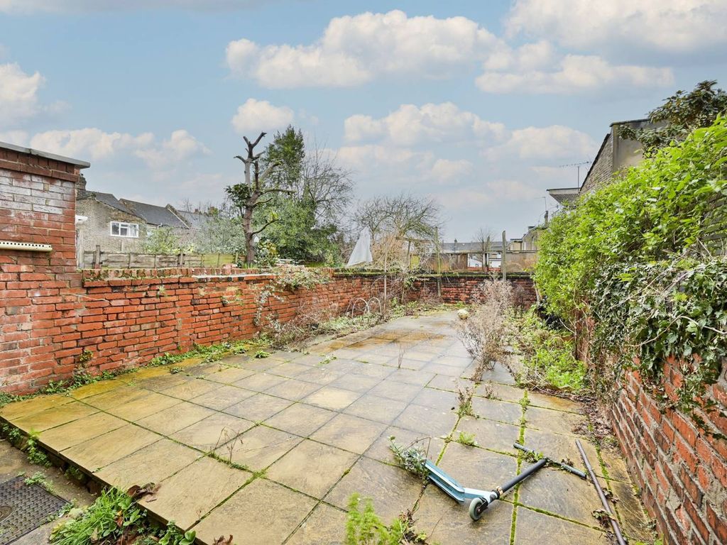 Wendover Road, Harlesden, London NW10  