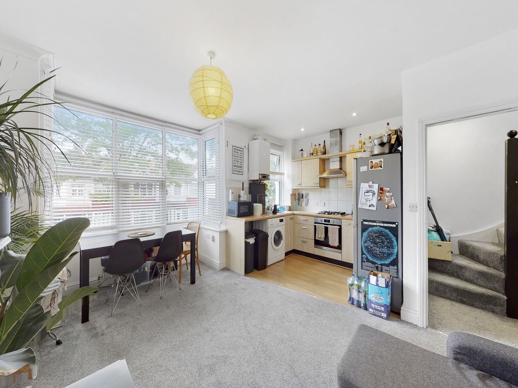 3 bed flat to rent in Northfield Avenue, Ealing W13 Zoopla