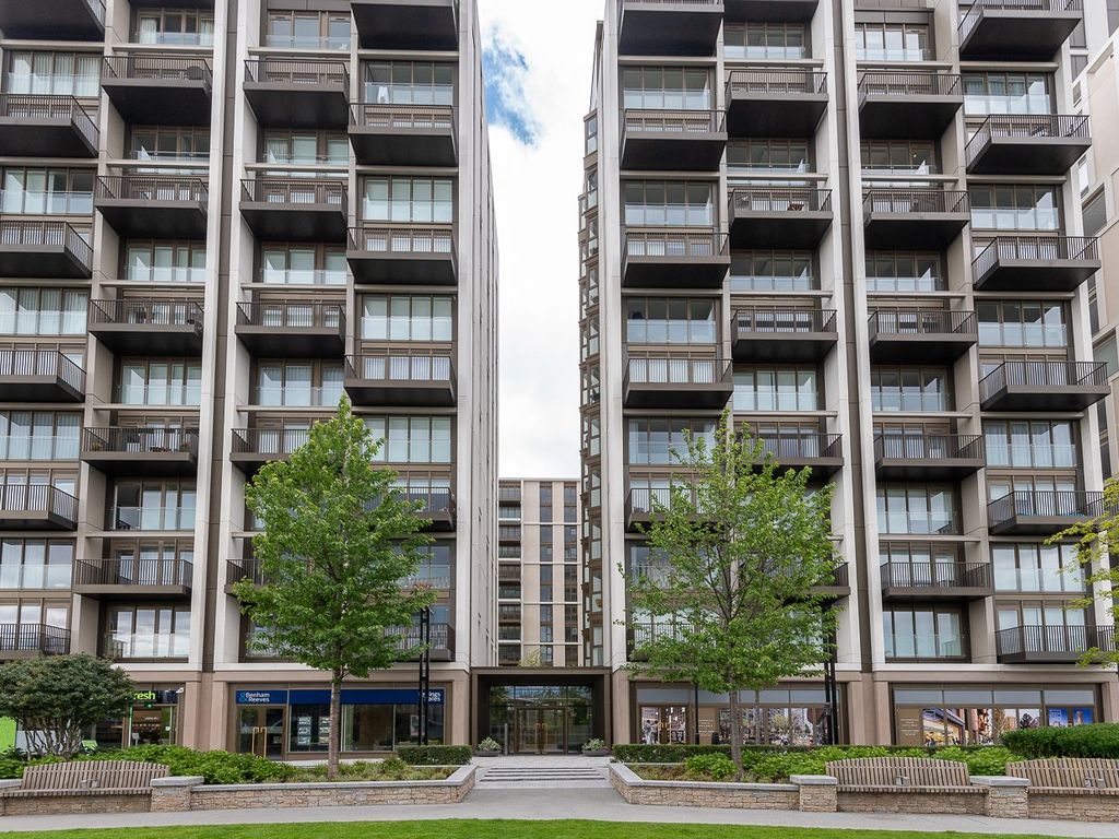 3 bed flat for sale in Cascade Way, White City W12, £3,400,000 Zoopla