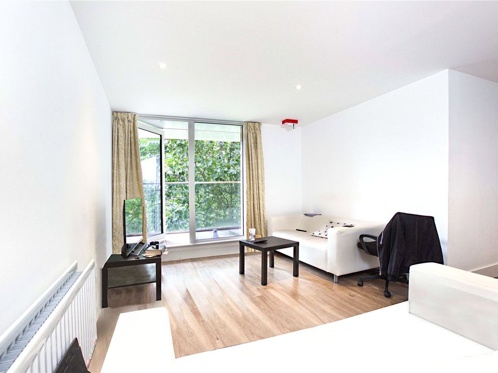 3 bed flat to rent in Ensign House, Rope Street, London SE16 Zoopla