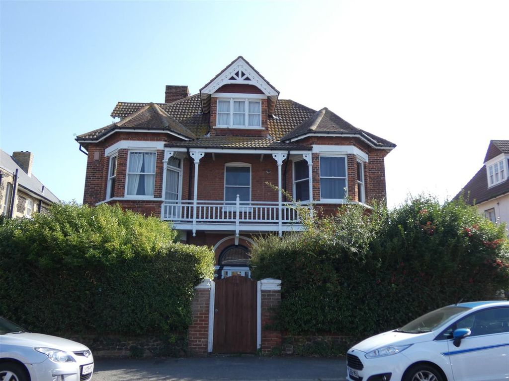 1 bed flat to rent in 94 St. Mildreds Road, WestgateOnSea CT8, £845