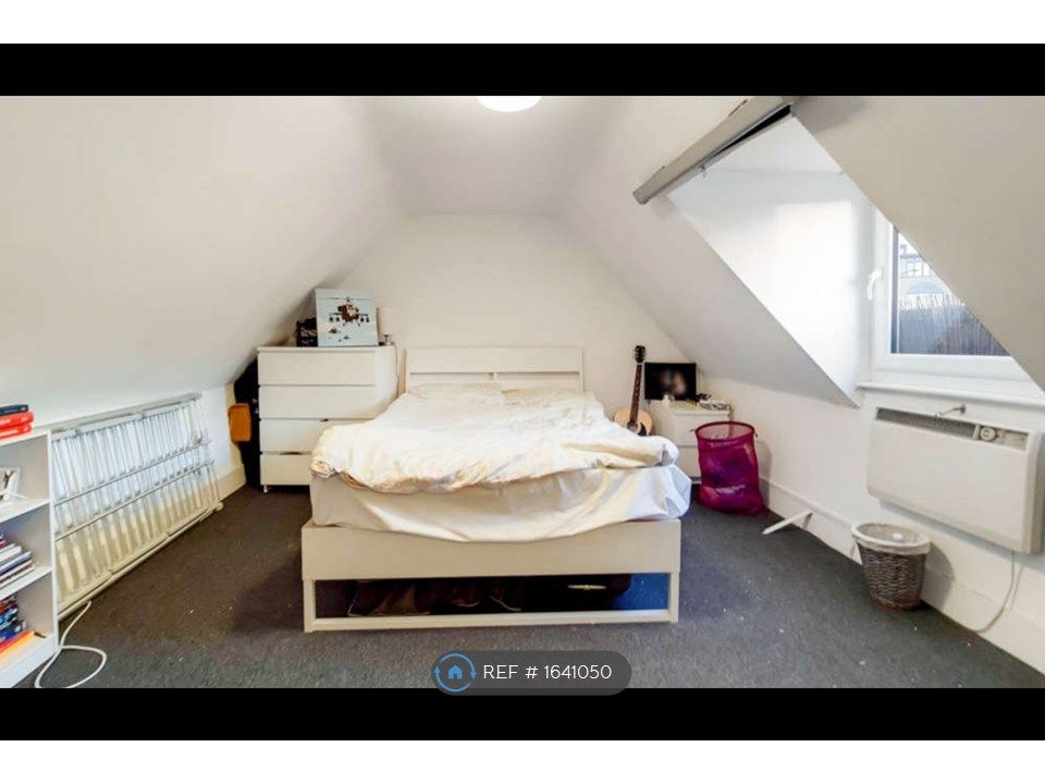 Room to rent in Blackheath Road, London SE10 Zoopla