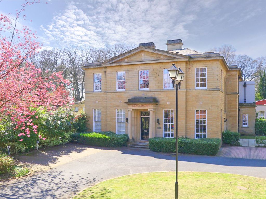 3 bed terraced house for sale in Lawns House, Chapel Lane, New Farnley