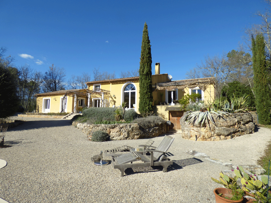 6 bed villa for sale in St Paul En Foret, Var Countryside (Fayence