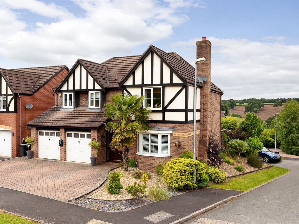 5 bed detached house for sale in Cheddleton Park Avenue, Cheddleton