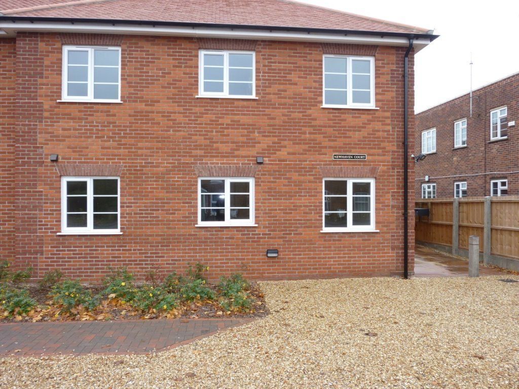 2 bed flat to rent in Manor Road, Dersingham, King's Lynn PE31, £670 pcm Zoopla