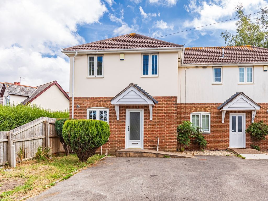 3 bed semidetached house for sale in Stanley Green Road, Poole BH15