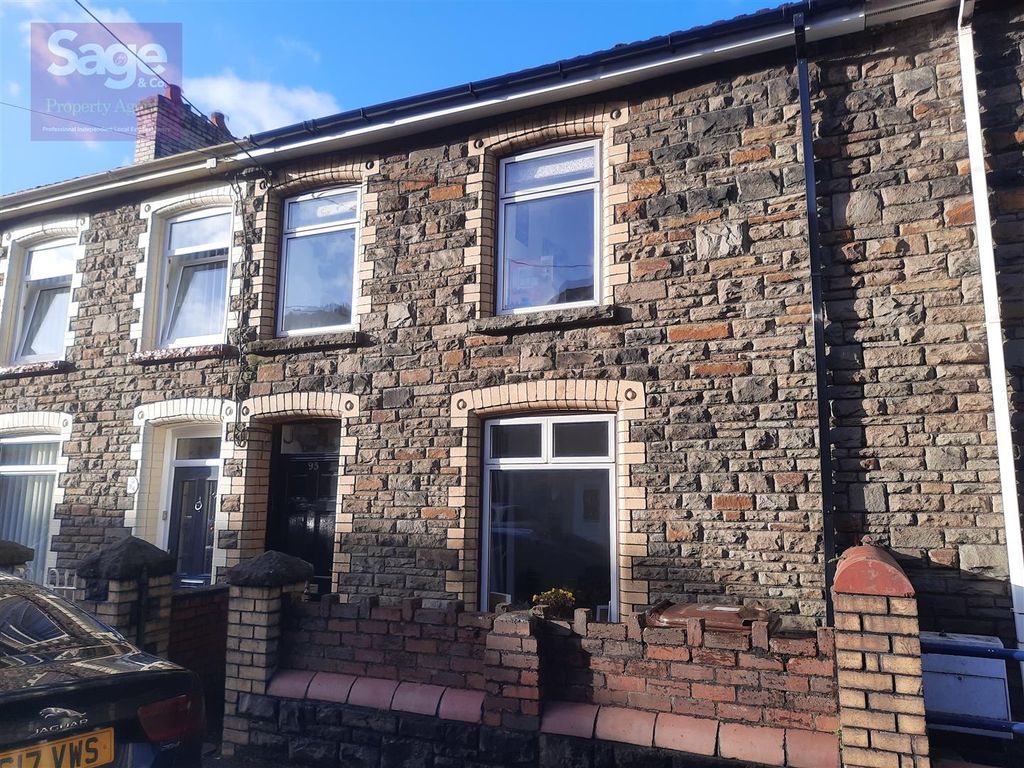 3 bed terraced house for sale in Newport Road, Cwmcarn, Cross Keys
