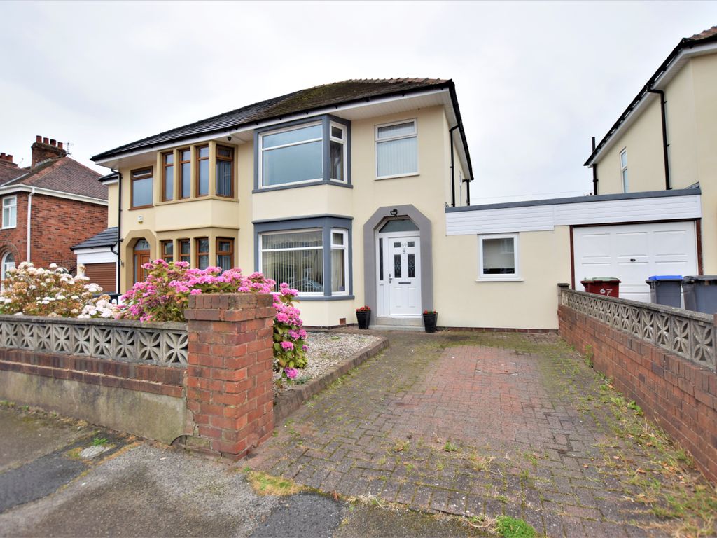 3 bed semidetached house for sale in Knowle Avenue, Blackpool FY2 Zoopla