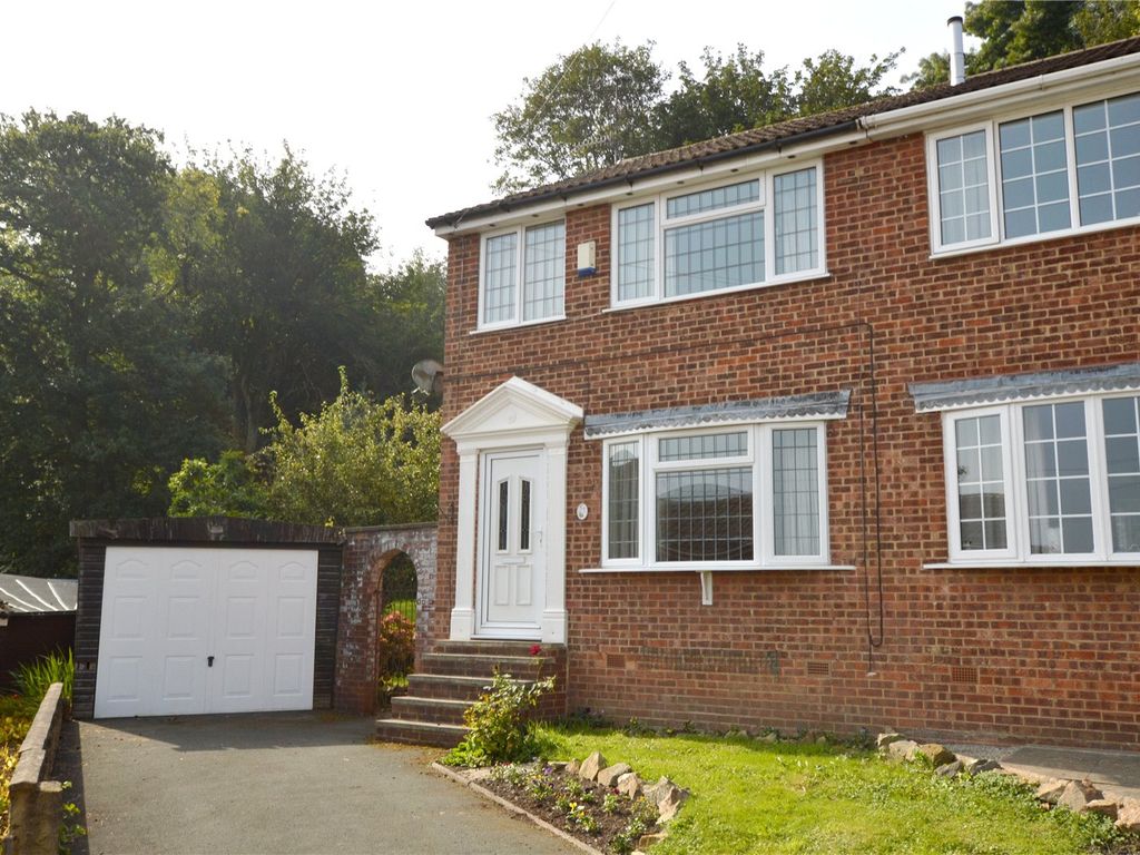3 bed semidetached house for sale in Longfield Drive, Rodley, Leeds
