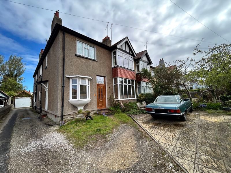 3 bed flat for sale in Brompton Avenue, Rhos On Sea, Colwyn Bay LL28, £