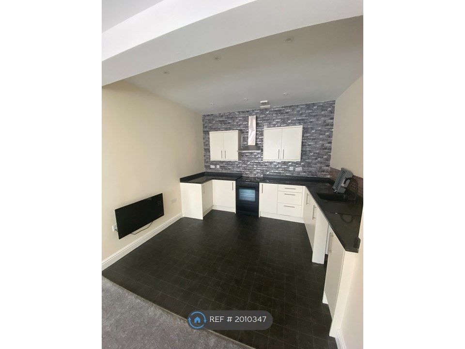 2 bed terraced house to rent in Victoria Baths Cottages, Redcar TS10, £550 pcm Zoopla