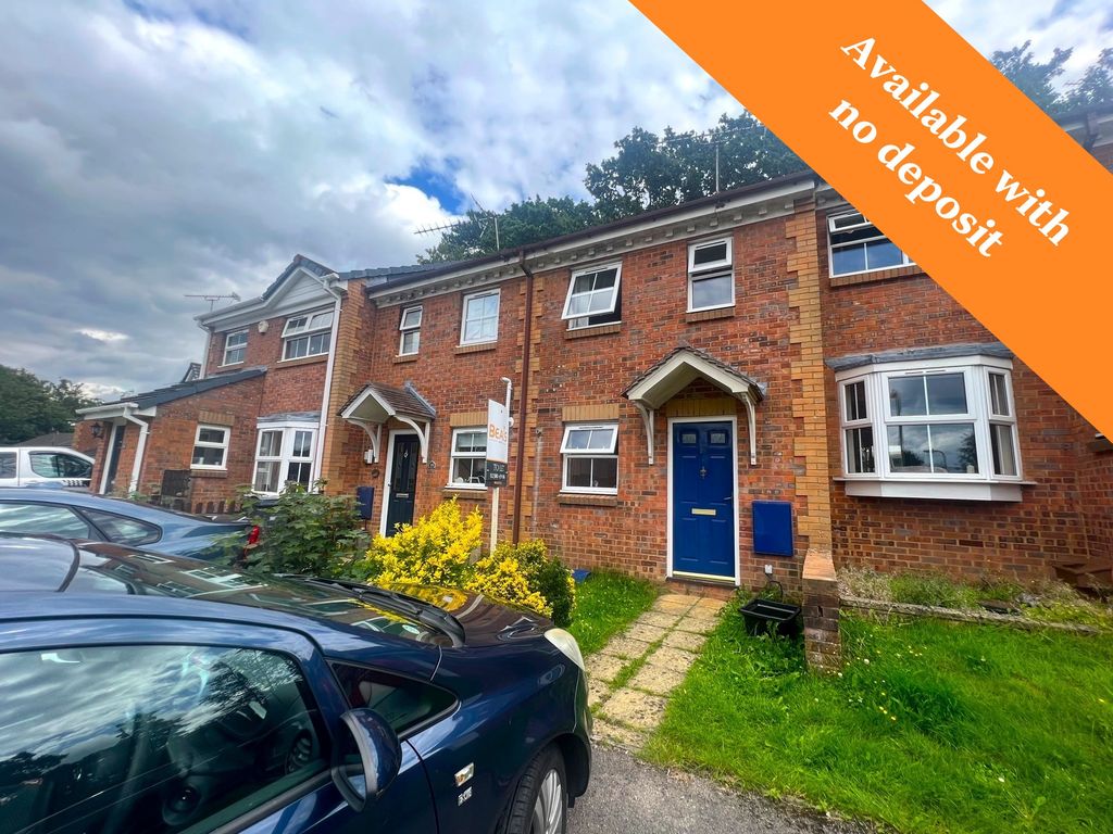 2 bed terraced house to rent in Hatch Mead, West End, Southampton SO30