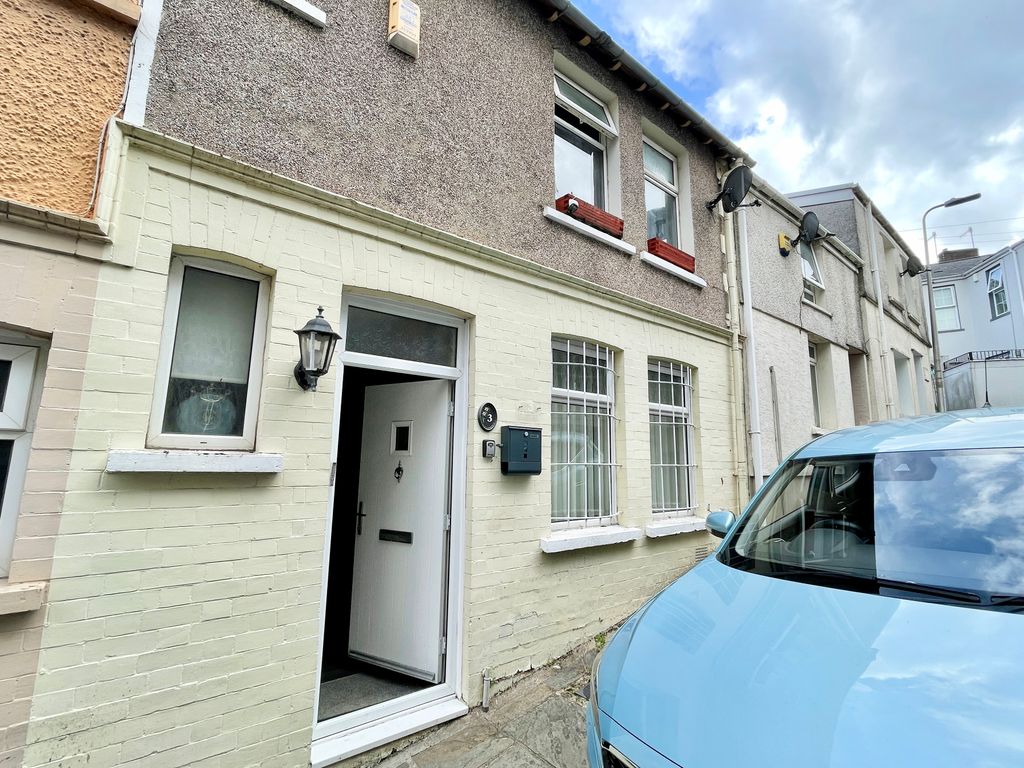 Roberts Lane, Merthyr Tydfil CF47  