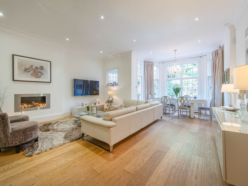 4 bed for sale in Bracknell Gardens, London NW3, £2,695,000